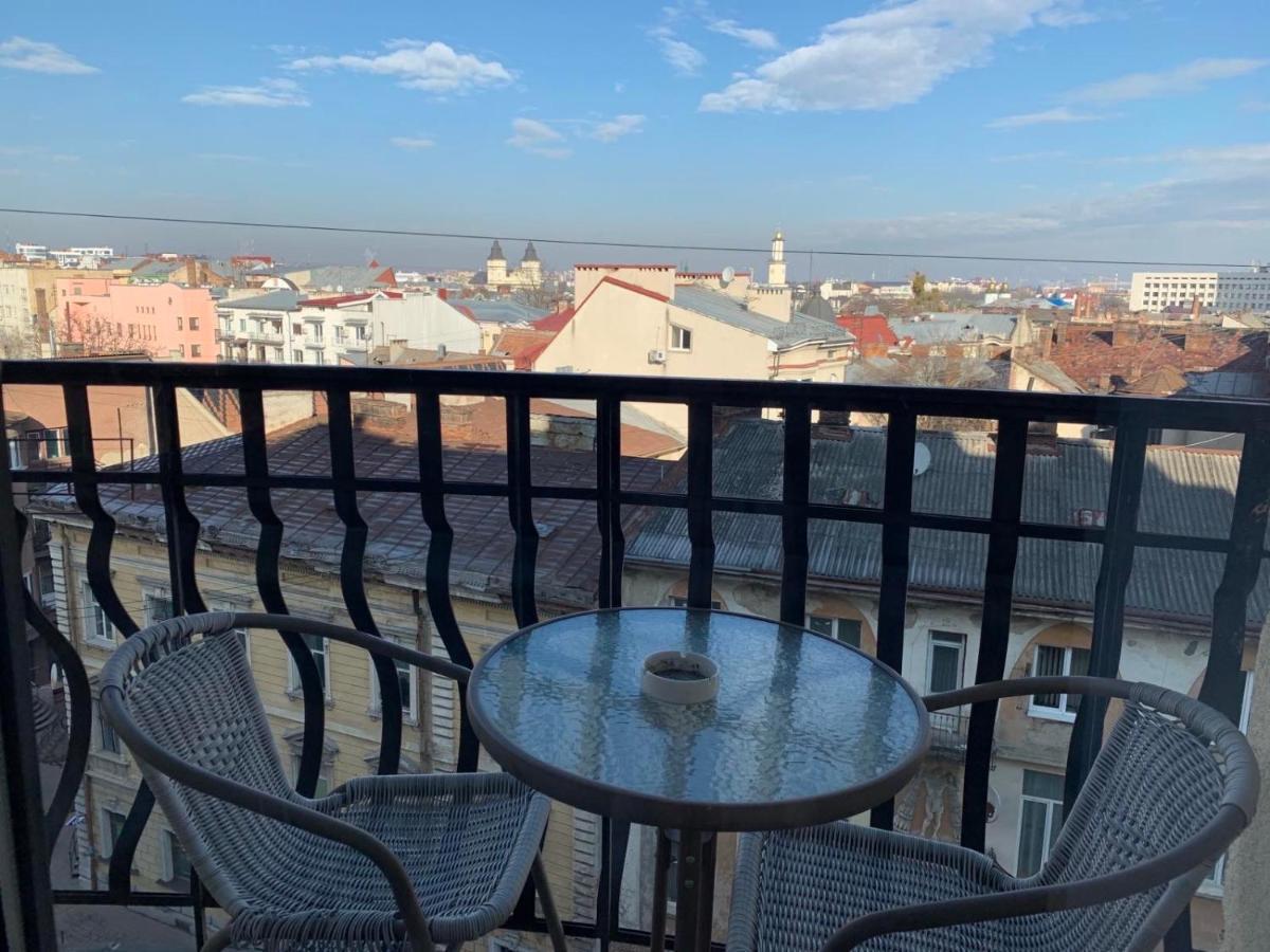 Apartaments Sichovyh Strilciv 68A Івано-Франківськ Екстер'єр фото