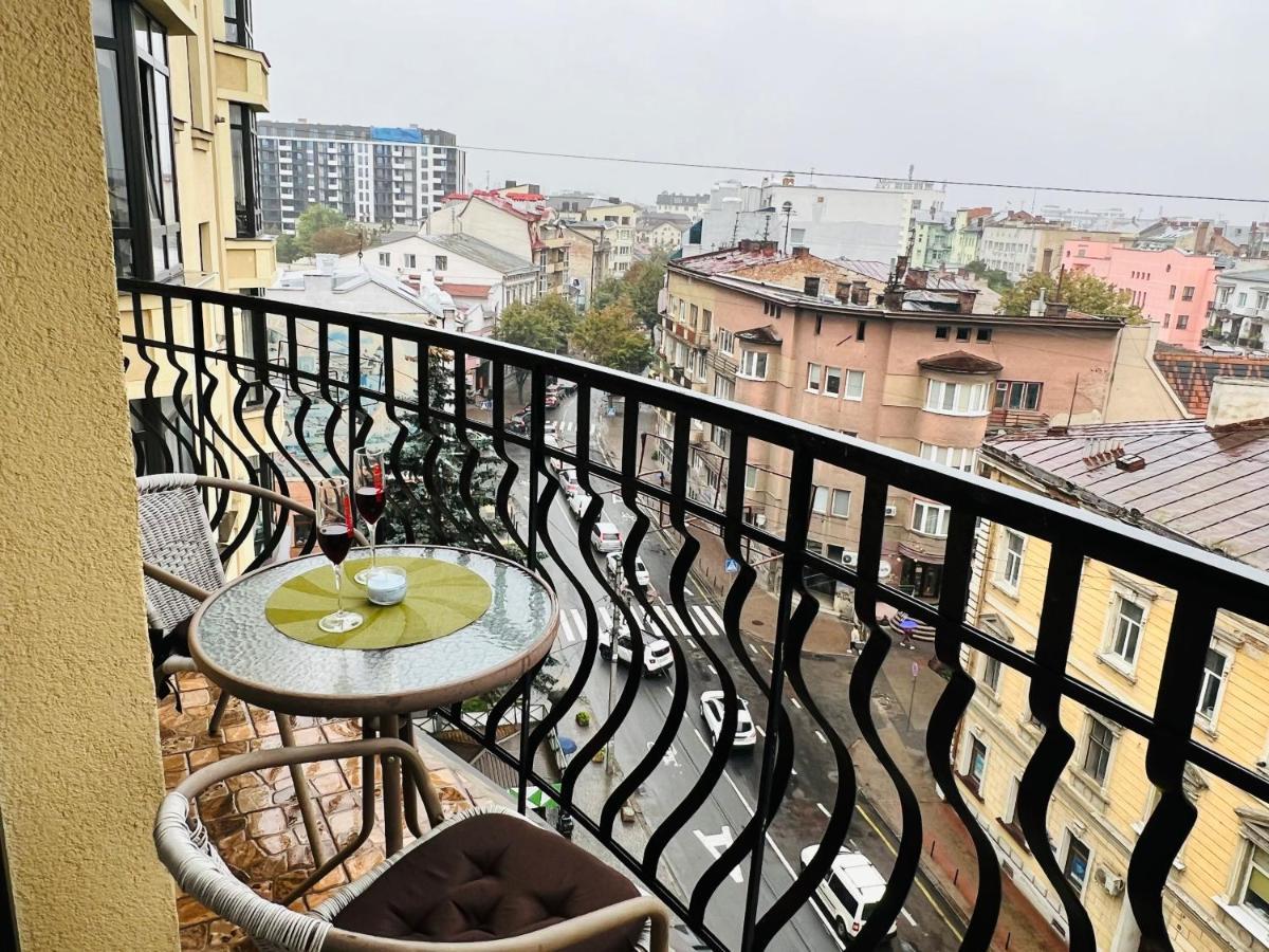 Apartaments Sichovyh Strilciv 68A Івано-Франківськ Екстер'єр фото