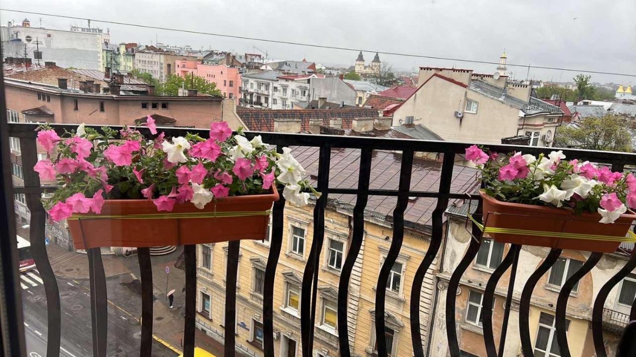 Apartaments Sichovyh Strilciv 68A Івано-Франківськ Екстер'єр фото