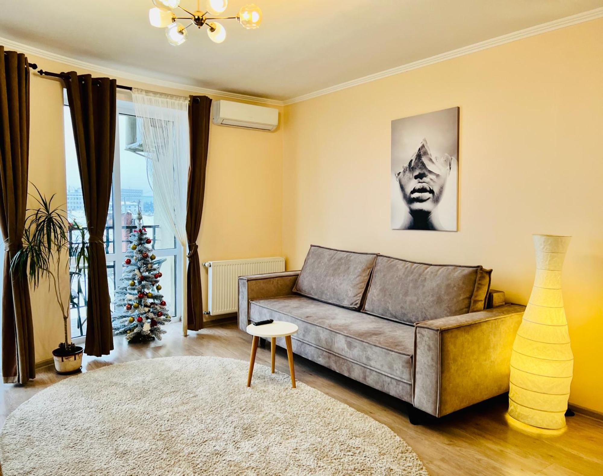 Apartaments Sichovyh Strilciv 68A Івано-Франківськ Екстер'єр фото